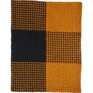 Puro Ruudukko towel 50x70 | black/rust